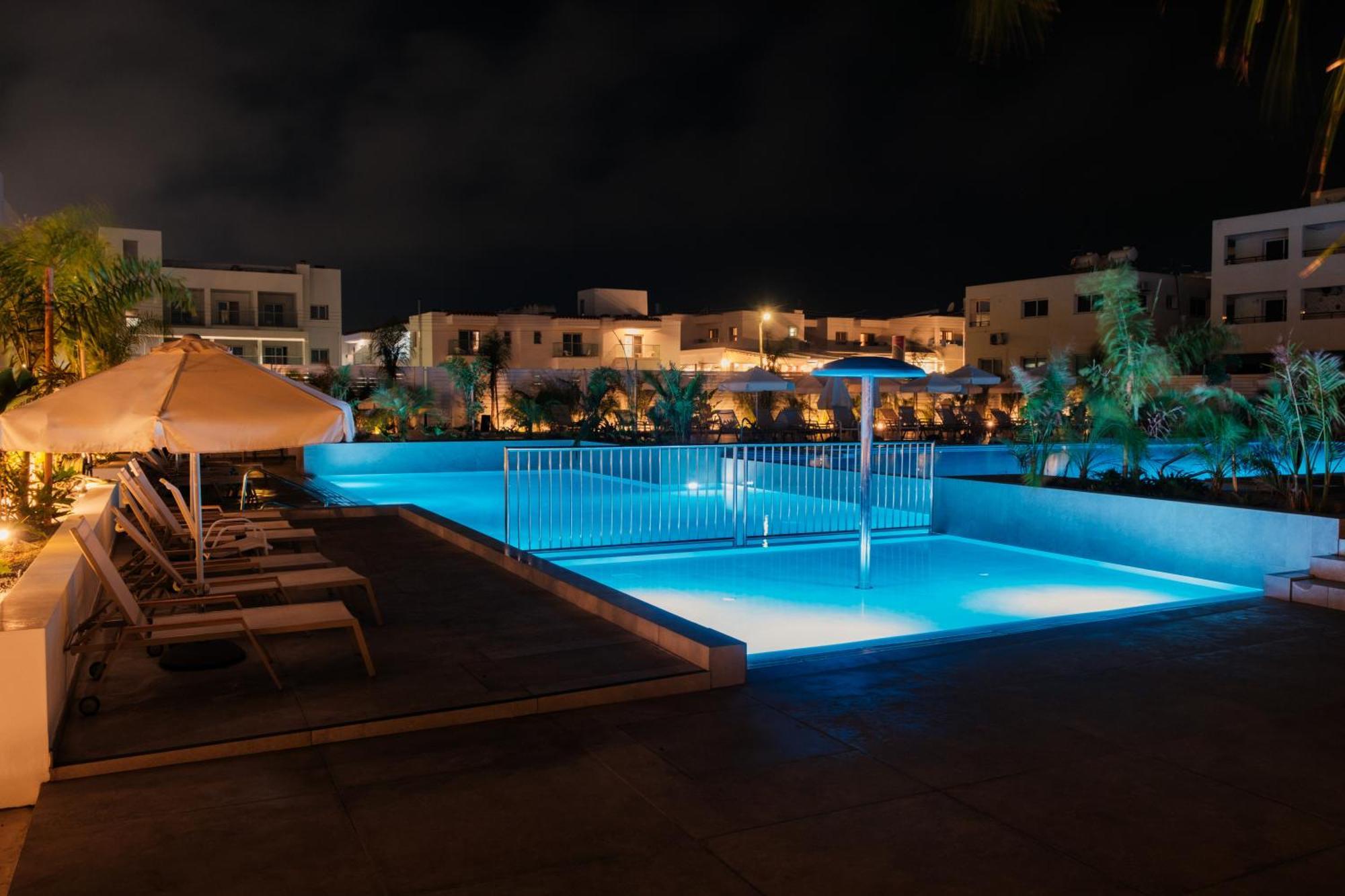 Abacus Suites Ayia Napa Exteriör bild