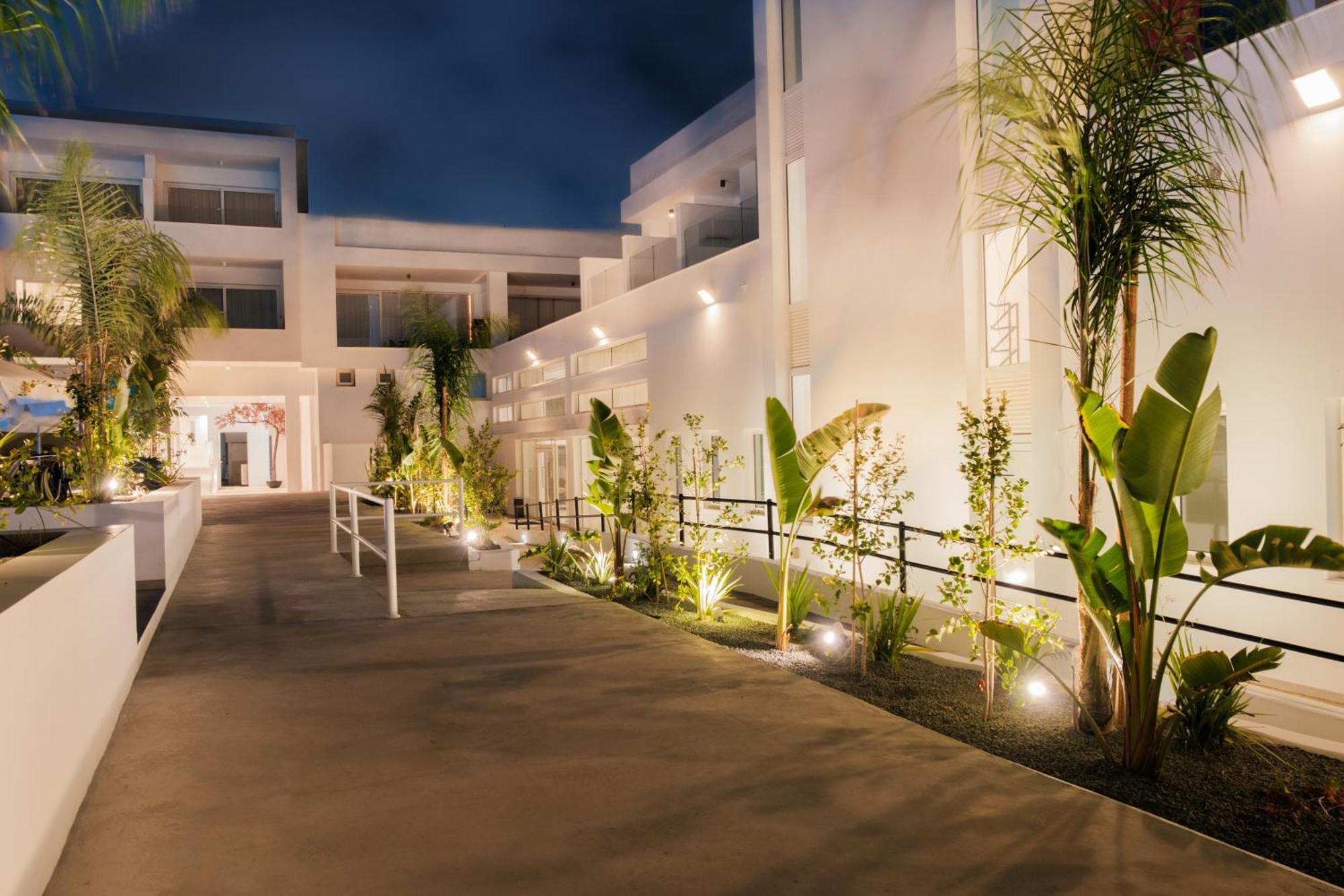 Abacus Suites Ayia Napa Exteriör bild