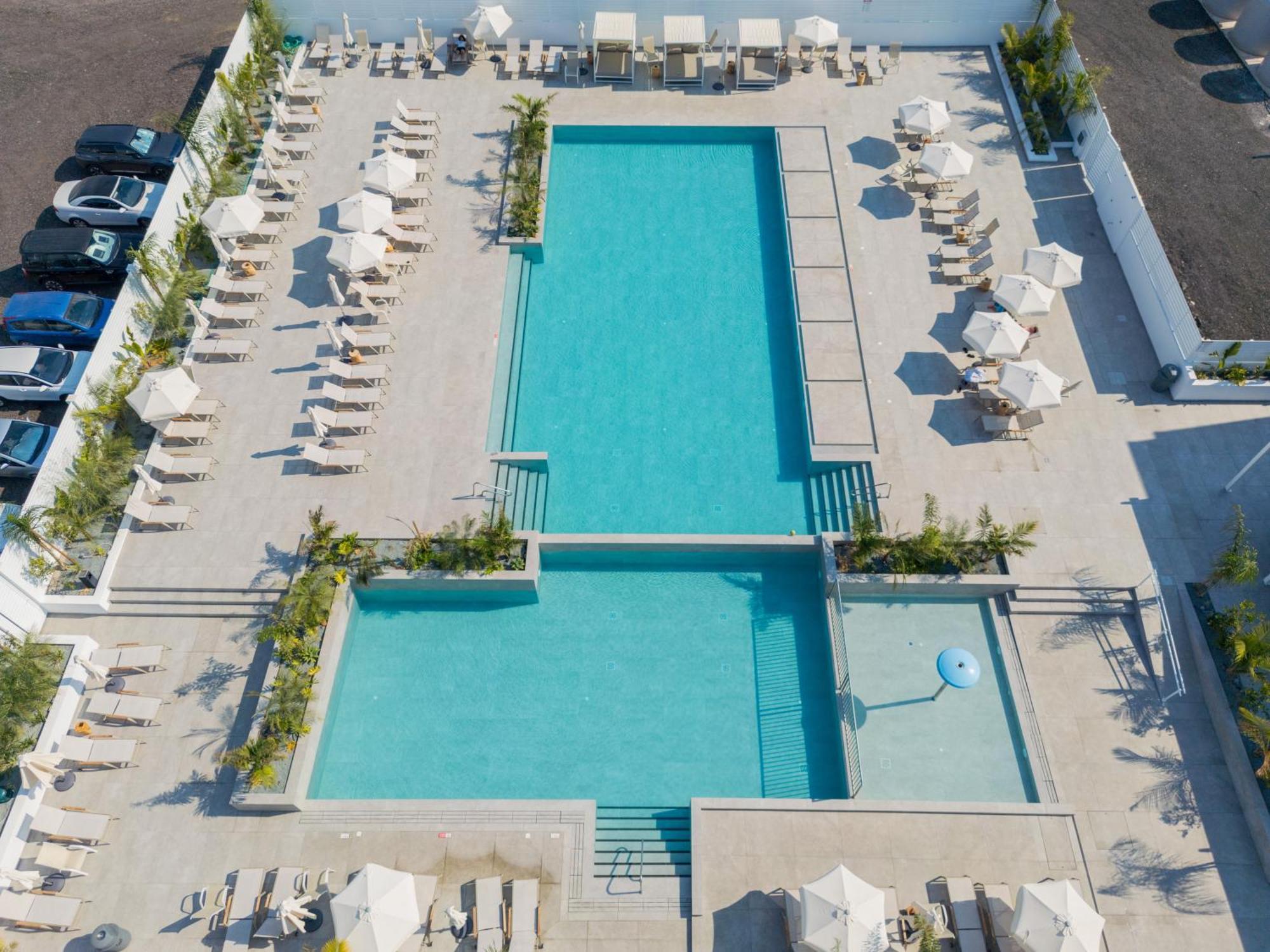Abacus Suites Ayia Napa Exteriör bild