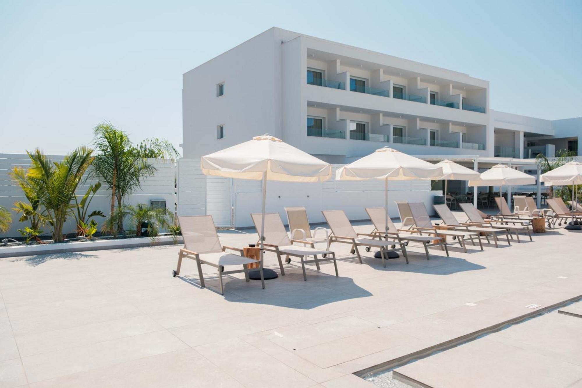 Abacus Suites Ayia Napa Exteriör bild